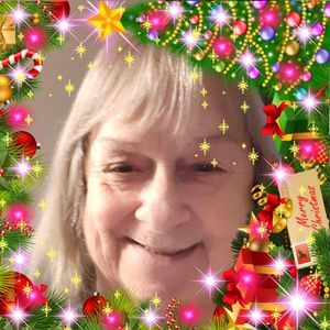 Meet your Posher, Gloria